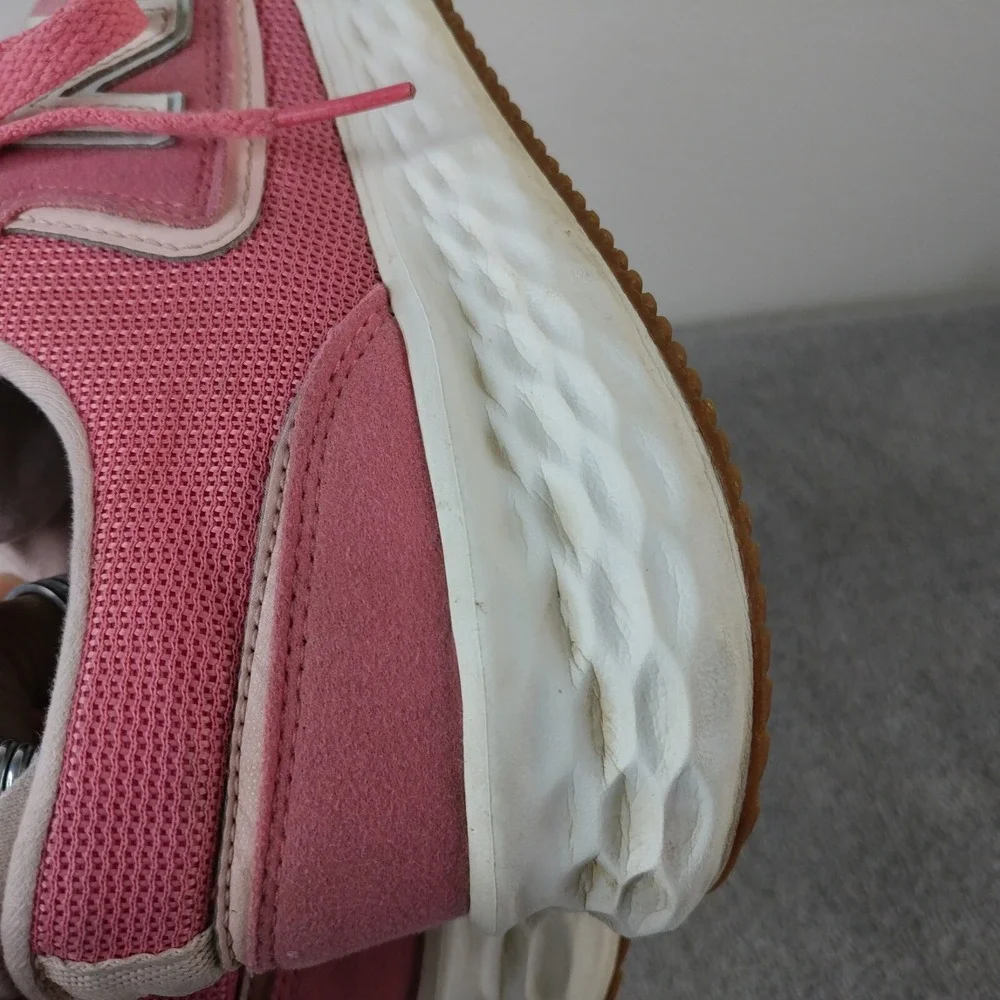 New Balance Fresh Foam X70 V1 Womens Size 9 Pink Running Sneakers WSX70RS1